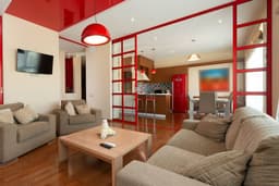 Costa Mesa housing market